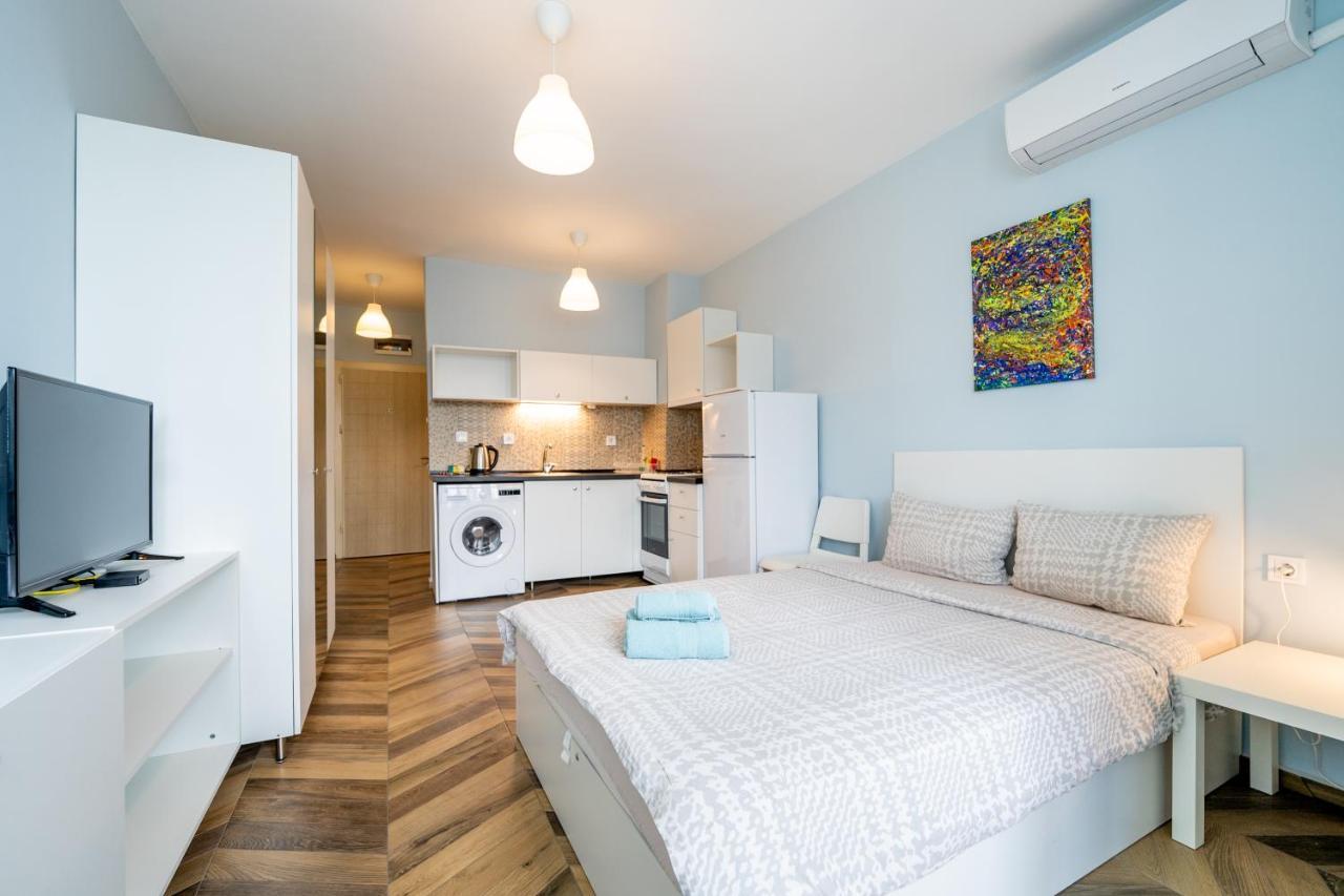 Cozy Little Apartment In Studentski Grad Sofia Exterior photo