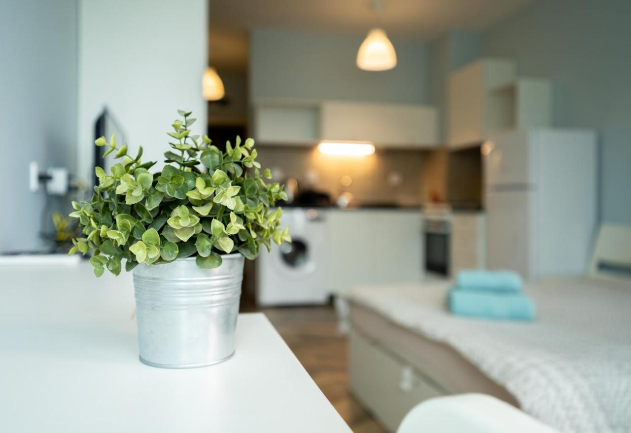 Cozy Little Apartment In Studentski Grad Sofia Exterior photo